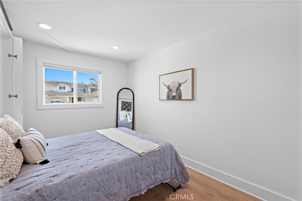 5341 Kenilworth Drive