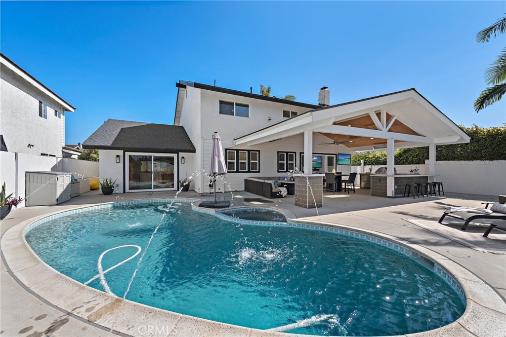 5341 Kenilworth Drive