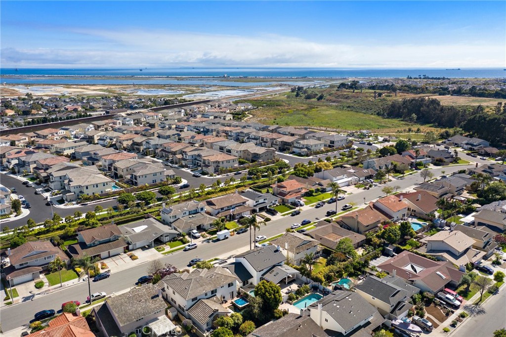 5341 Kenilworth Drive