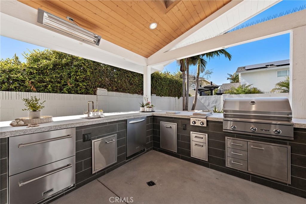 5341 Kenilworth Drive