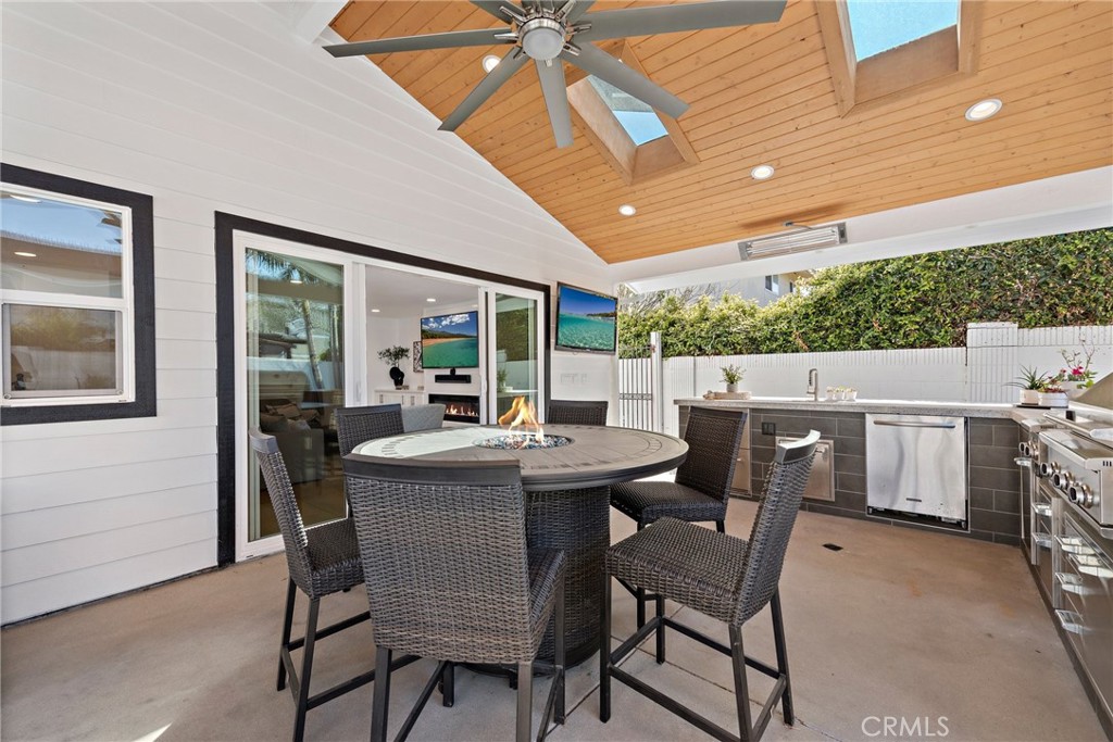 5341 Kenilworth Drive