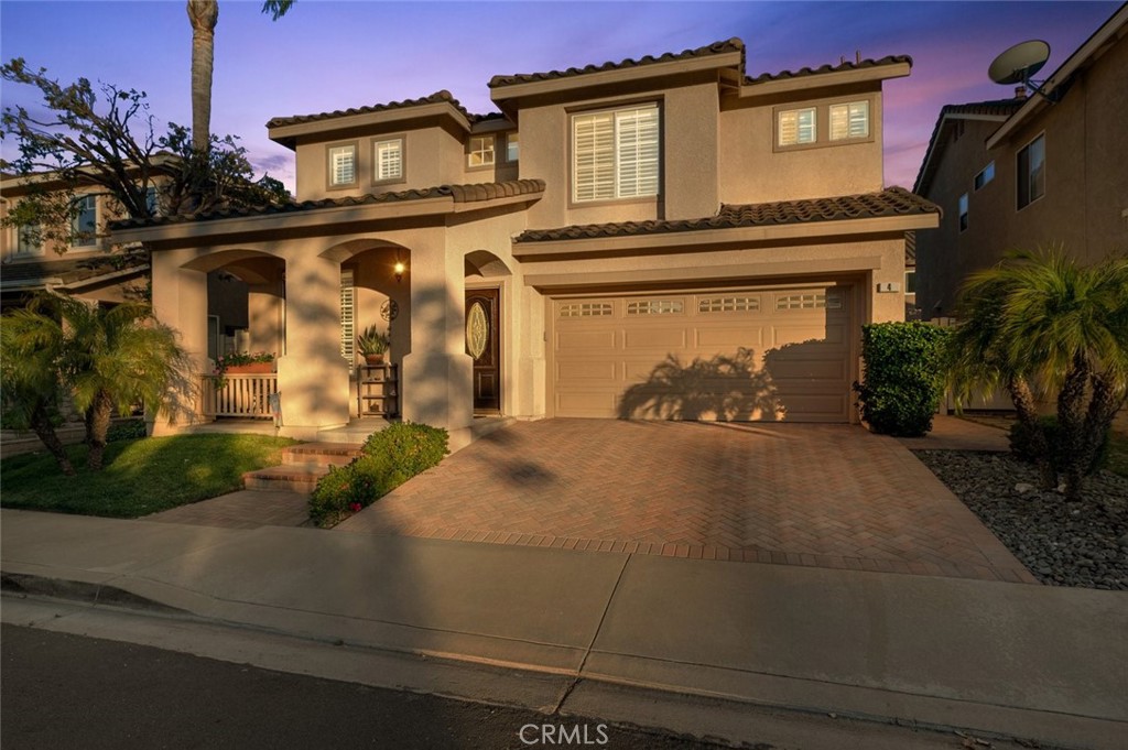 4 Calypso Street
