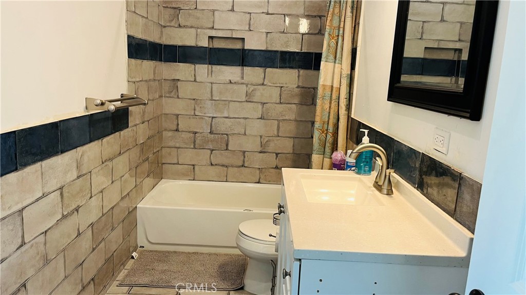 2163 National Avenue