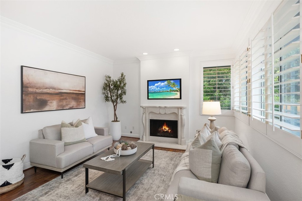 32 Suffolk Downs 105