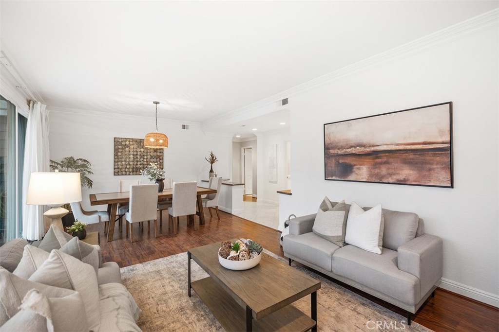 32 Suffolk Downs 105