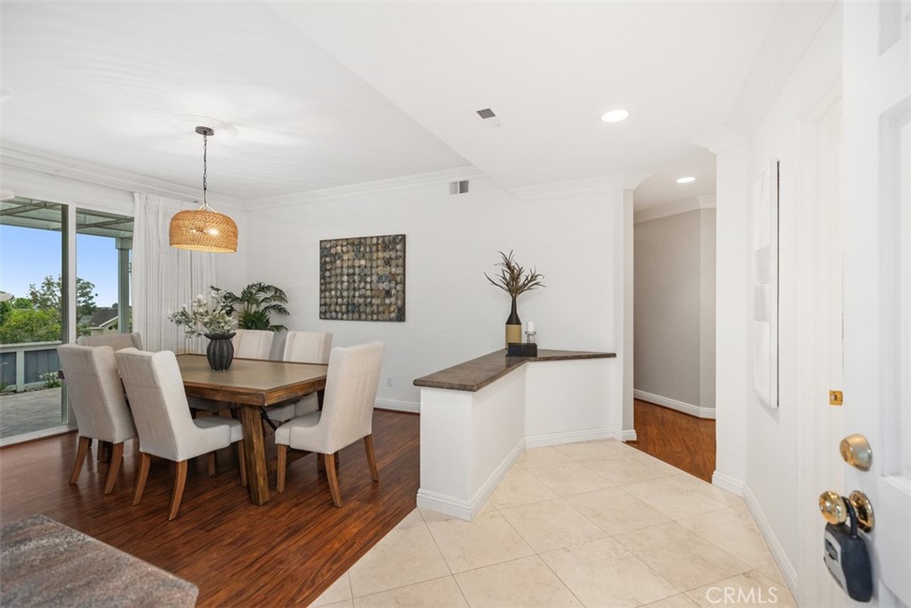 32 Suffolk Downs 105