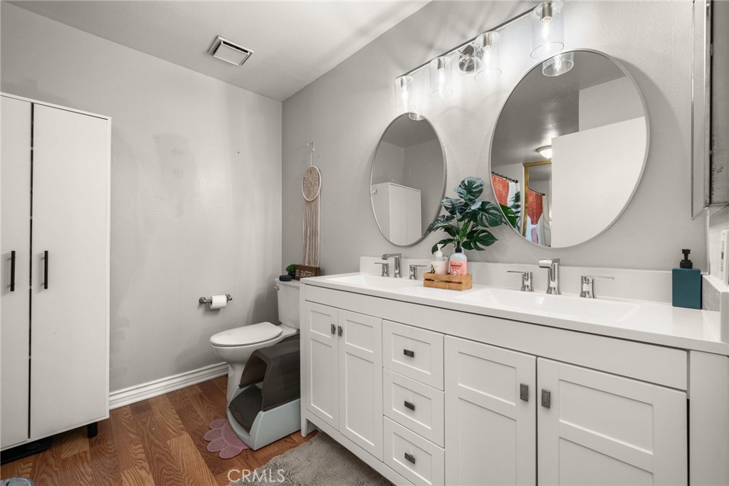 7720 Riverdale Way M