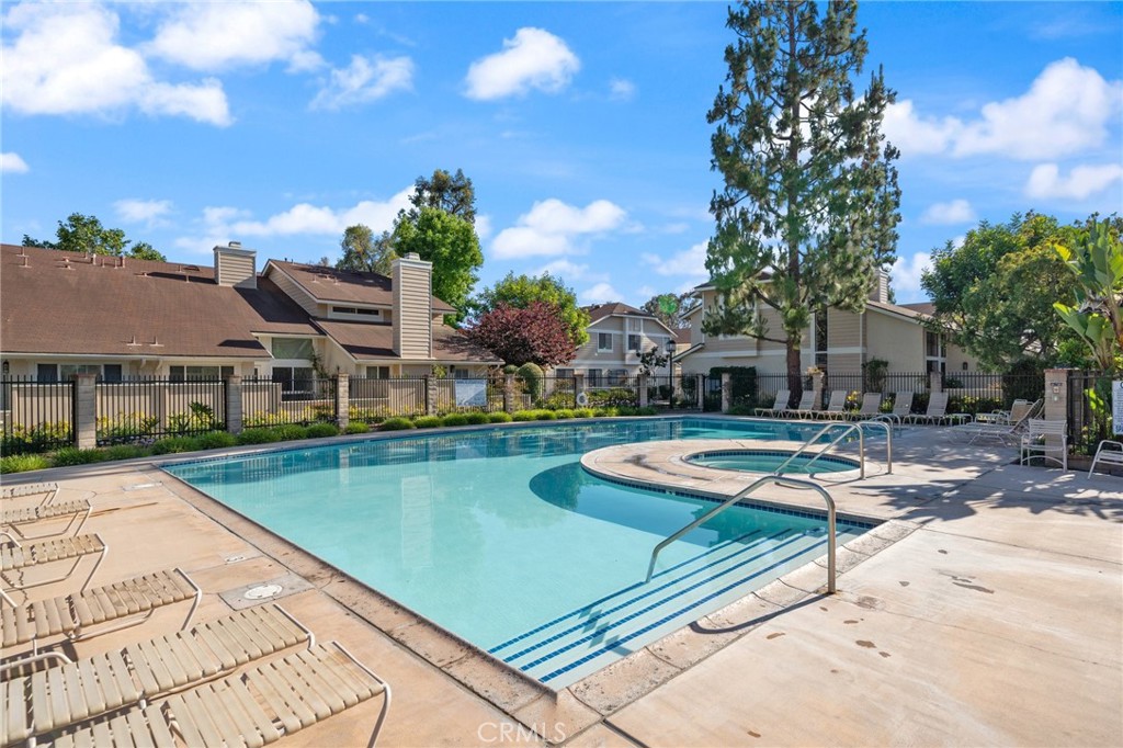 7720 Riverdale Way M