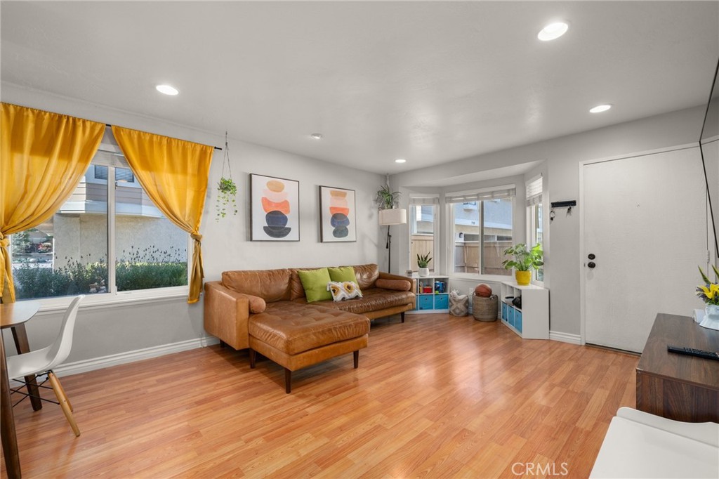 7720 Riverdale Way M