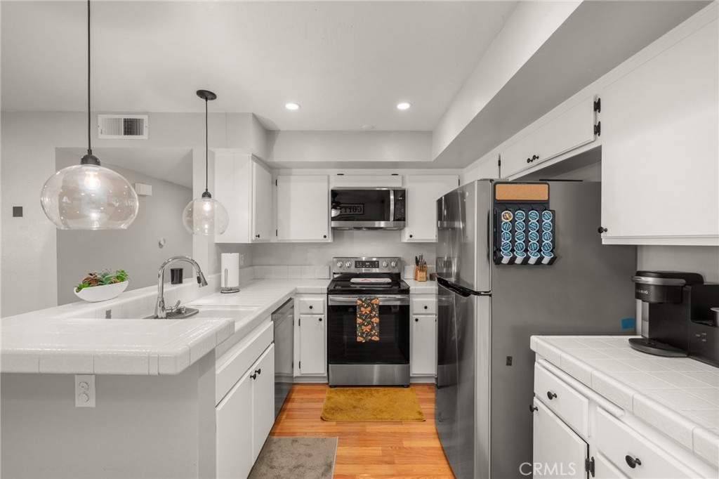 7720 Riverdale Way M