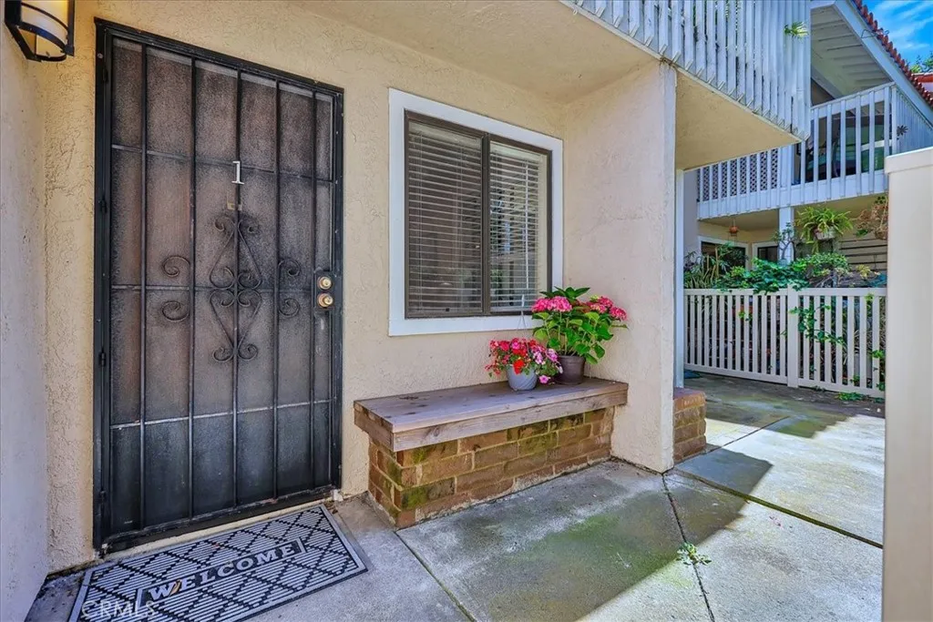 19132 Shoreline Lane Unit 1