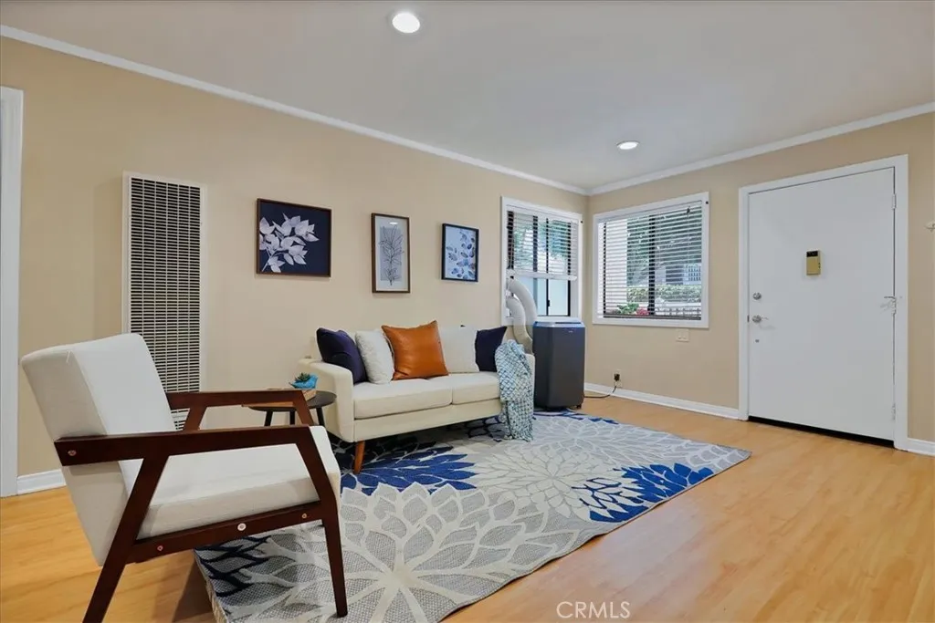 19132 Shoreline Lane Unit 1