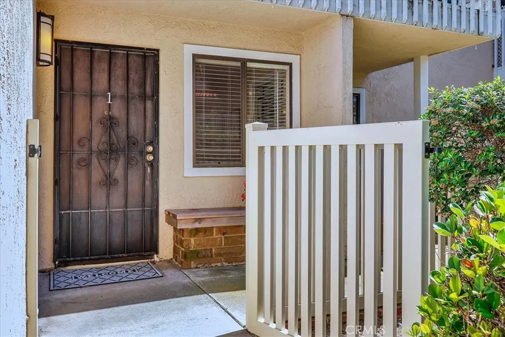 19132 Shoreline Lane Unit 1