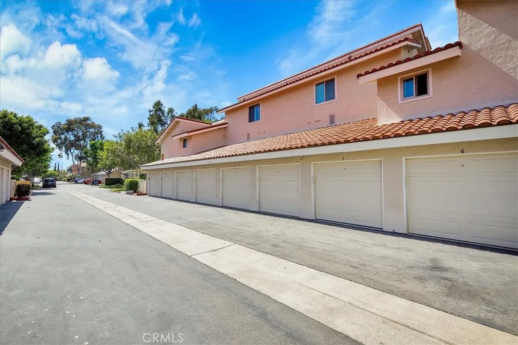 19132 Shoreline Lane Unit 1