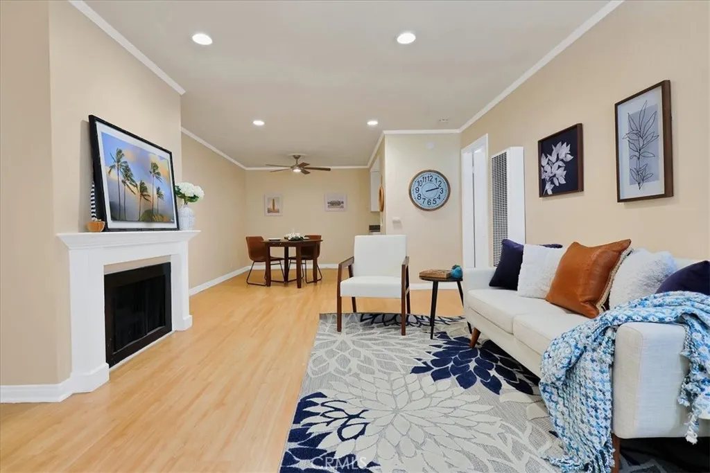19132 Shoreline Lane Unit 1