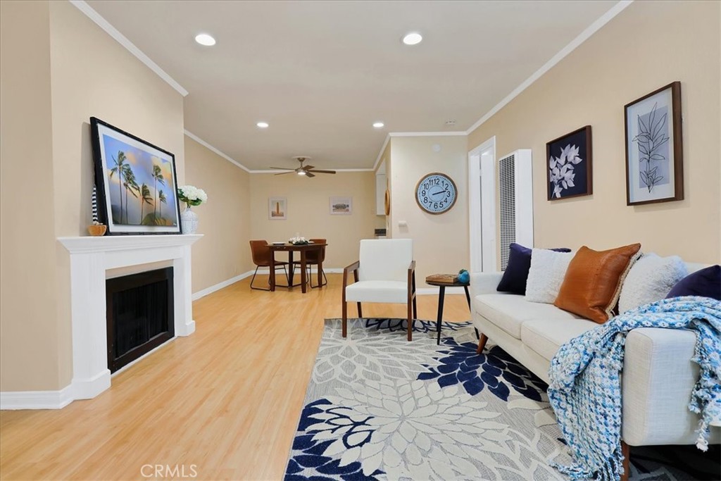 19132 Shoreline Lane 1