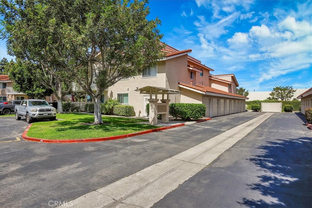 19132 Shoreline Lane 1