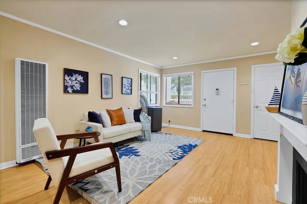 19132 Shoreline Lane Unit 1