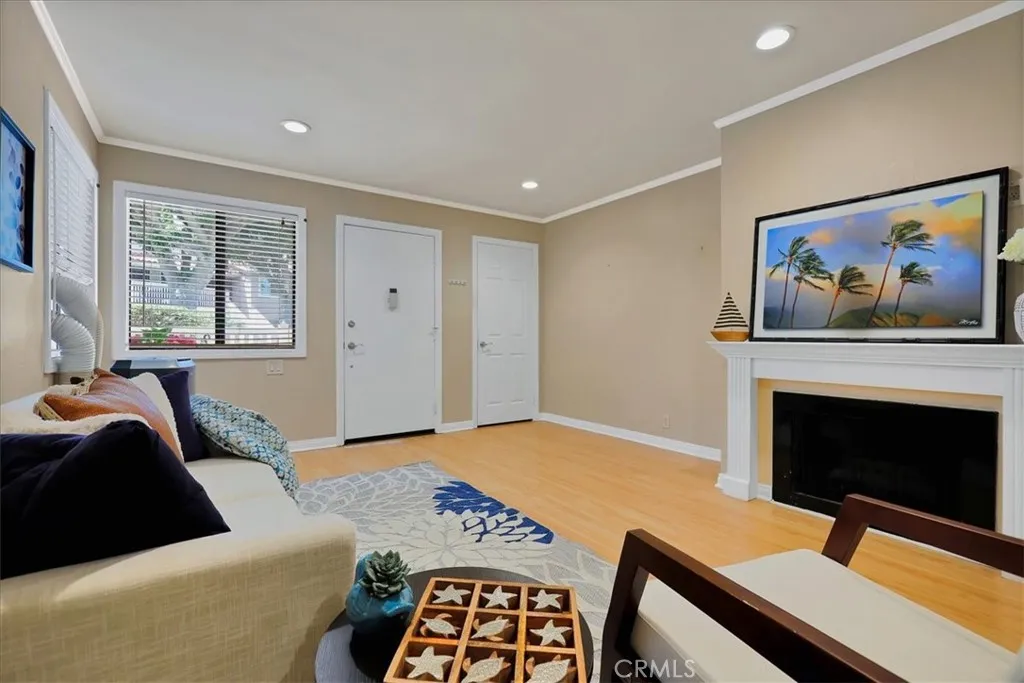 19132 Shoreline Lane Unit 1