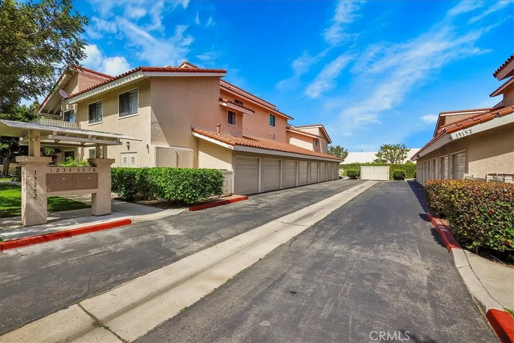 19132 Shoreline Lane Unit 1