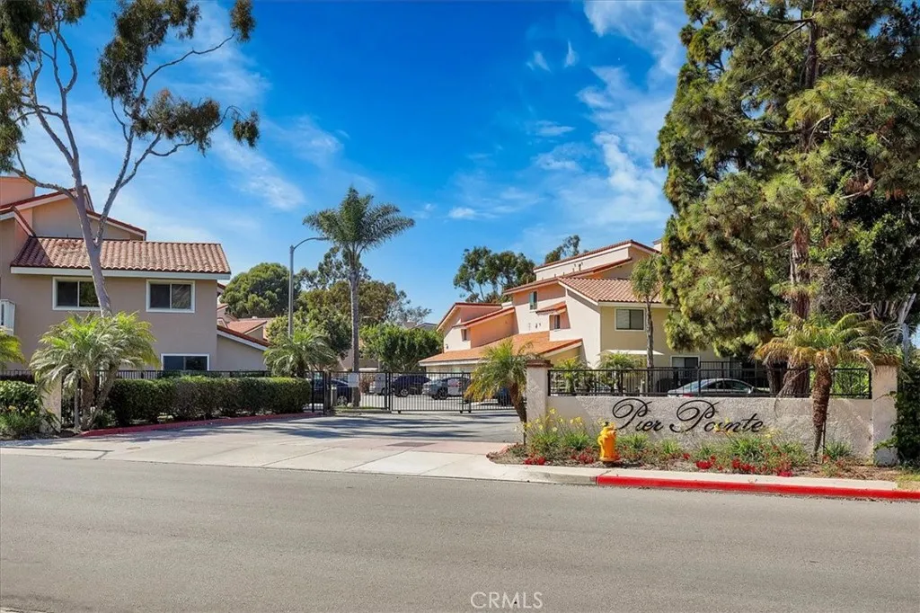 19132 Shoreline Lane Unit 1