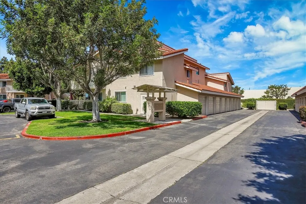 19132 Shoreline Lane Unit 1