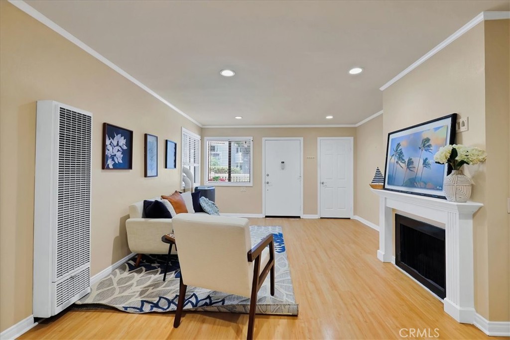 19132 Shoreline Lane 1