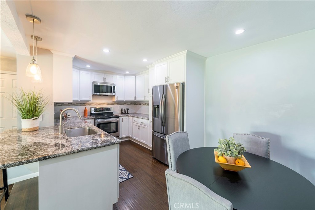 21372 Brookhurst Street 318