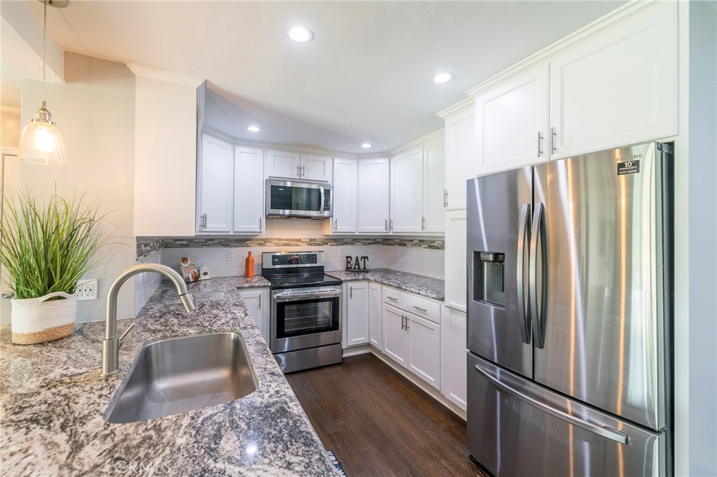 21372 Brookhurst Street 318