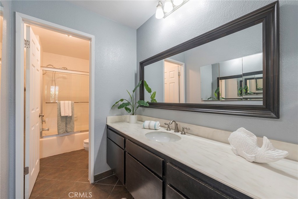 21372 Brookhurst Street 318