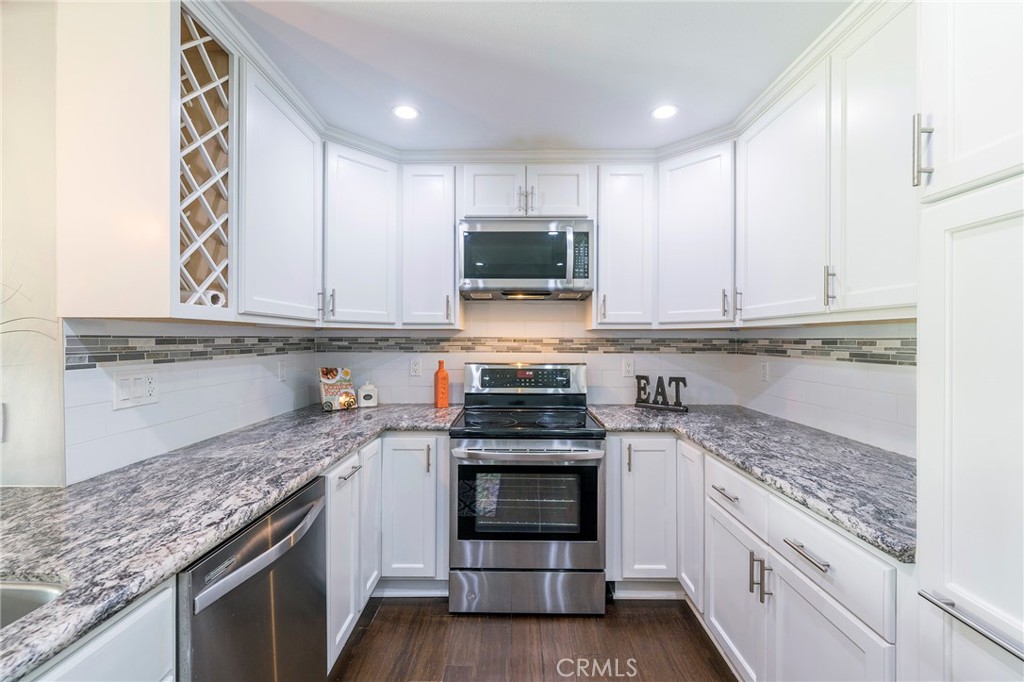 21372 Brookhurst Street 318