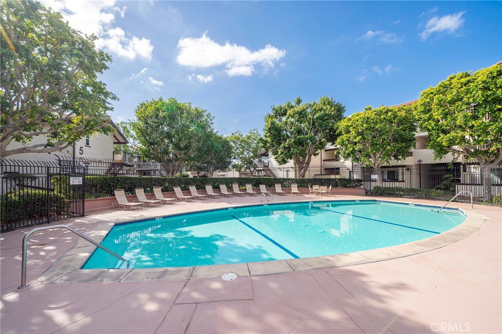 21372 Brookhurst Street 318