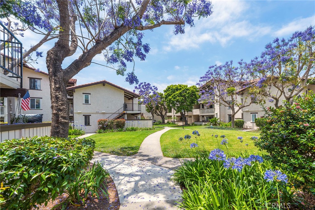 21372 Brookhurst Street 318