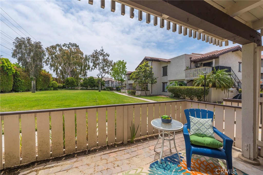 21372 Brookhurst Street 318