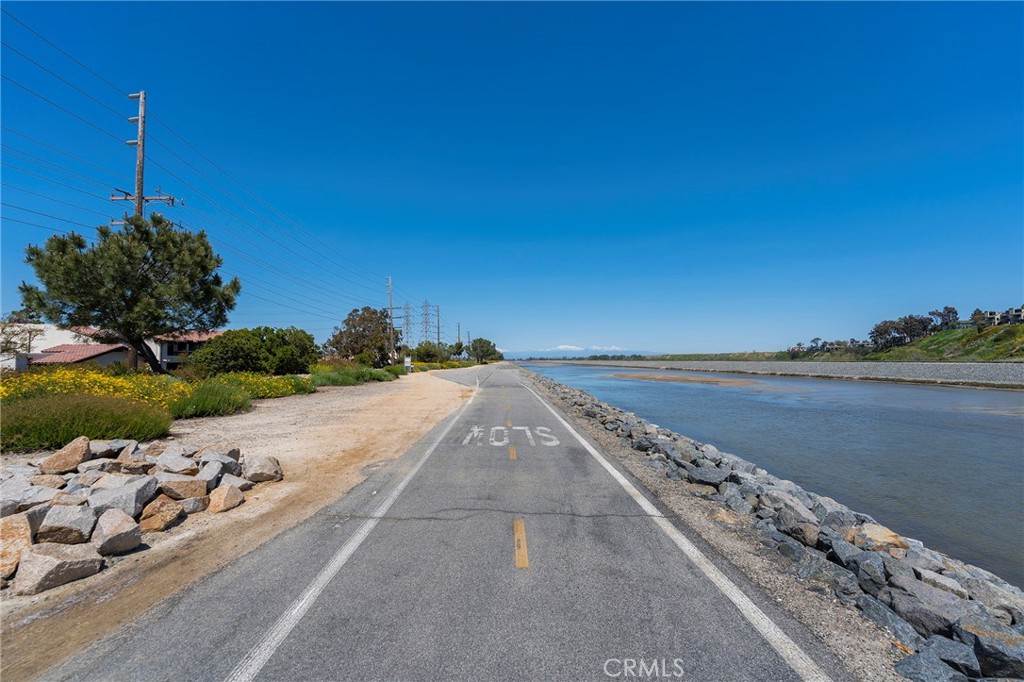 21372 Brookhurst Street 318