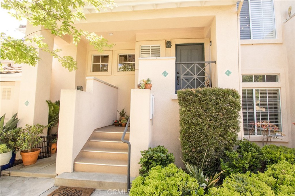 143 Shorebreaker Drive