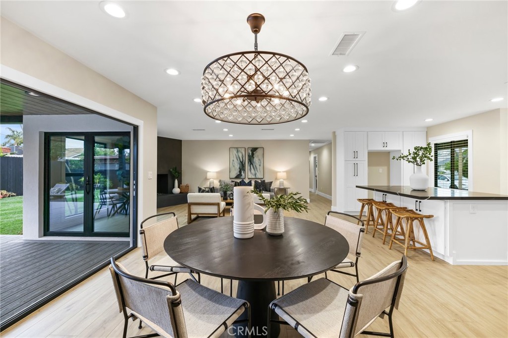 2104 N Greenbrier Street