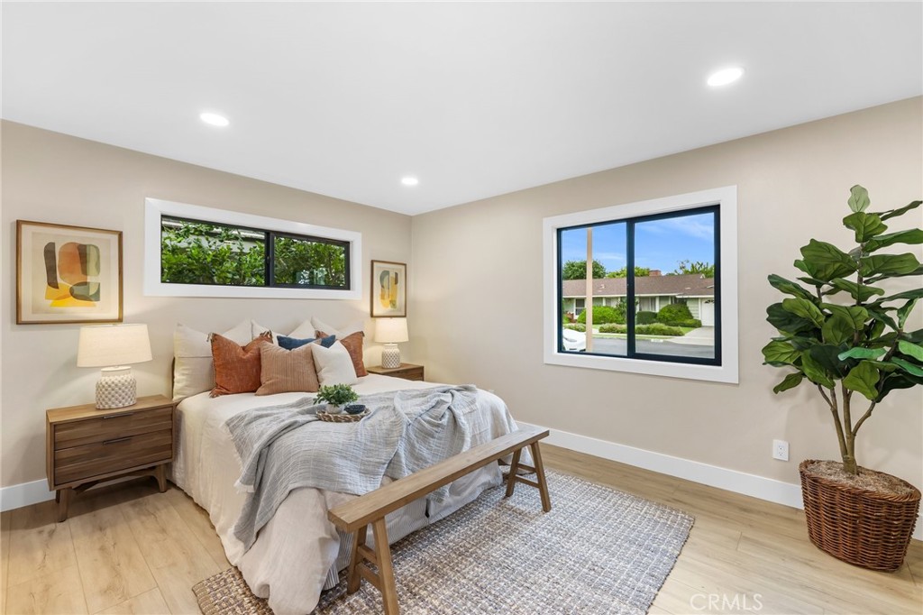 2104 N Greenbrier Street