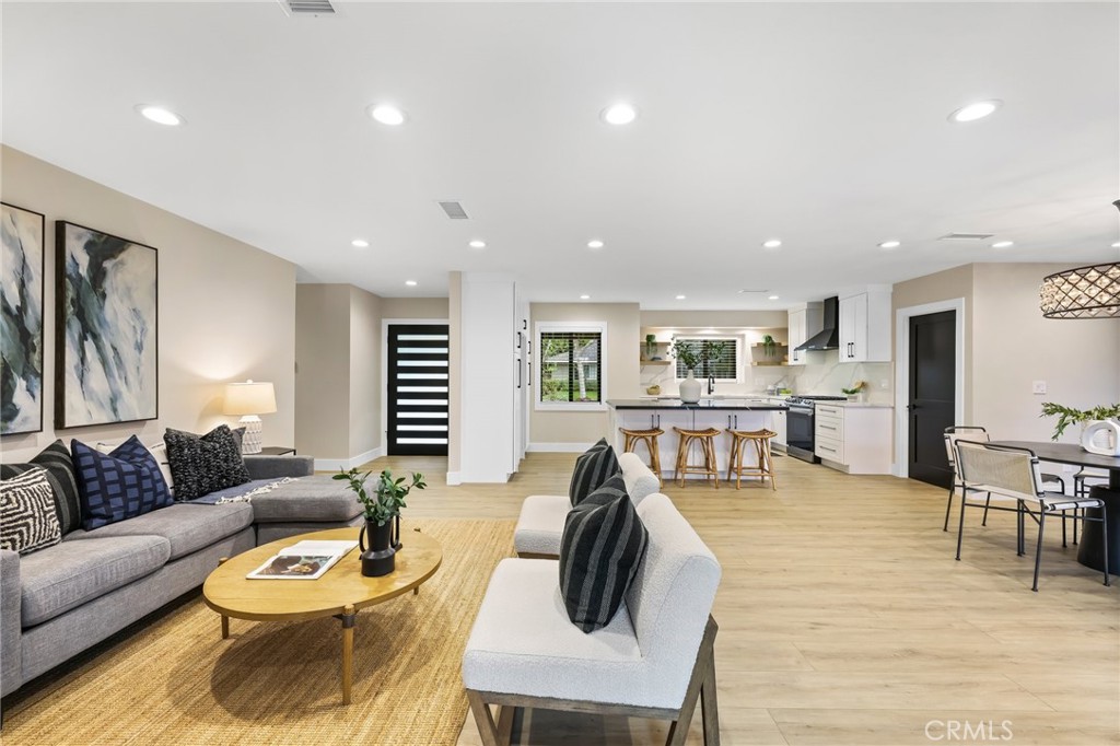 2104 N Greenbrier Street