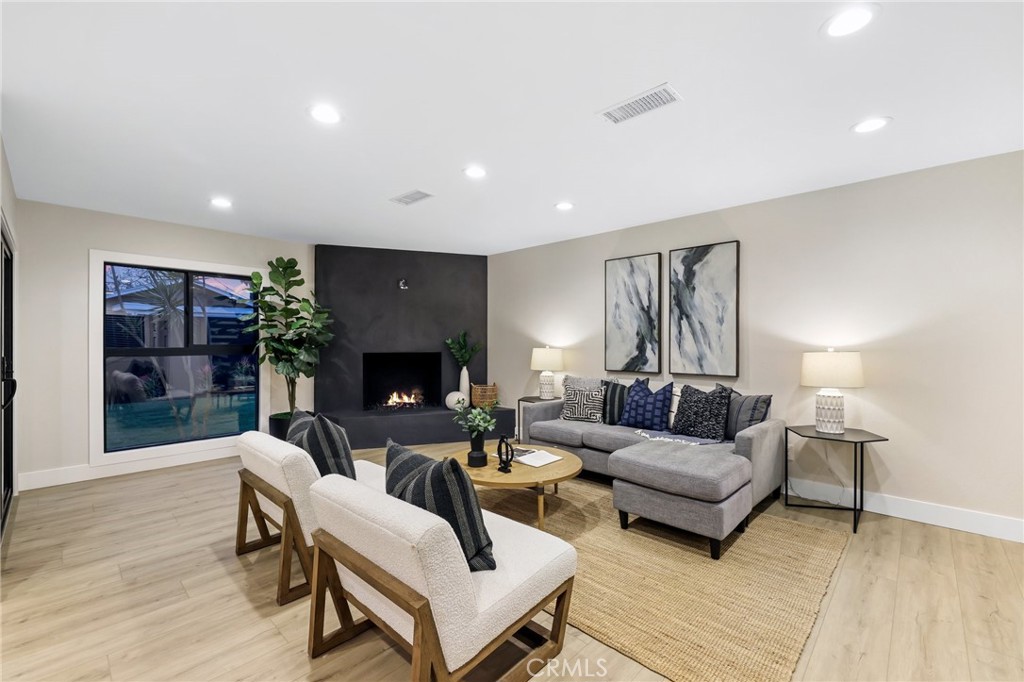 2104 N Greenbrier Street