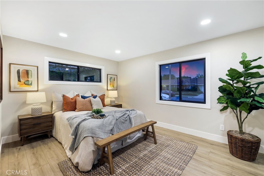 2104 N Greenbrier Street