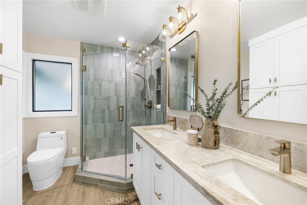 2104 N Greenbrier Street