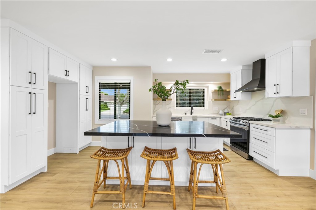 2104 N Greenbrier Street