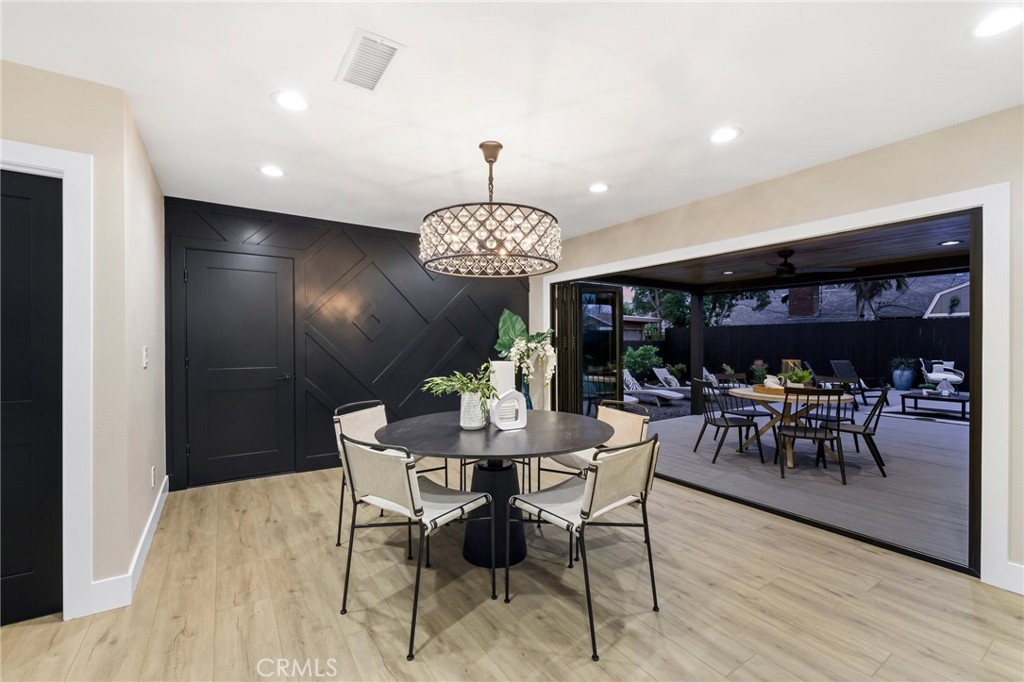 2104 N Greenbrier Street