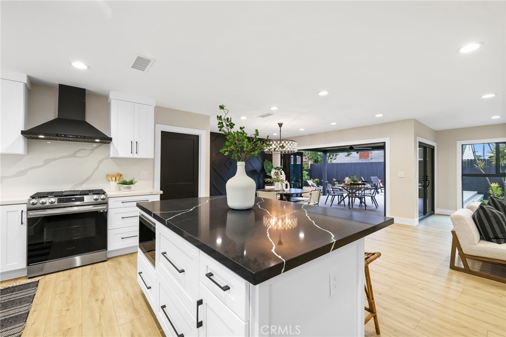 2104 N Greenbrier Street