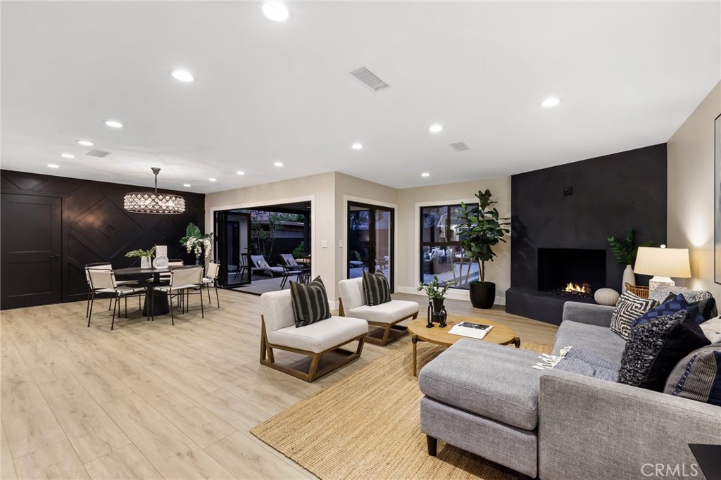 2104 N Greenbrier Street