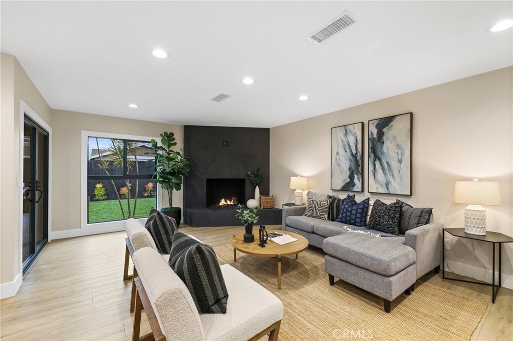 2104 N Greenbrier Street