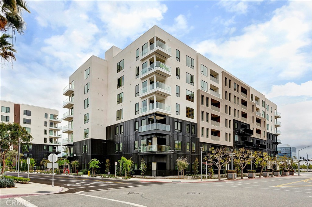 1204 Rivington