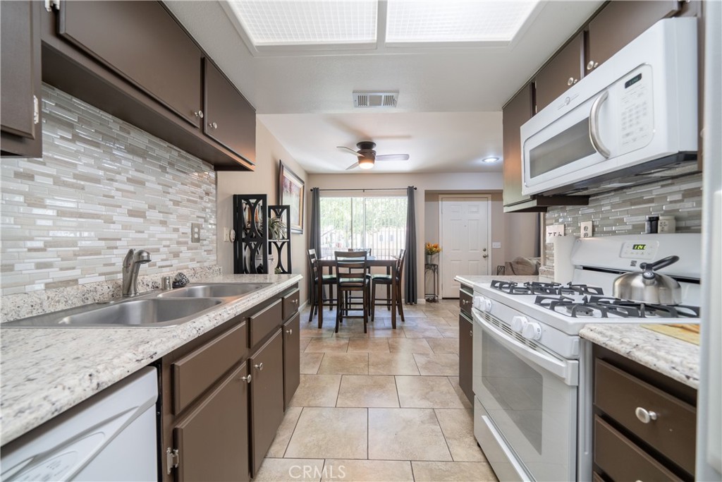 43489 30th Street W 3