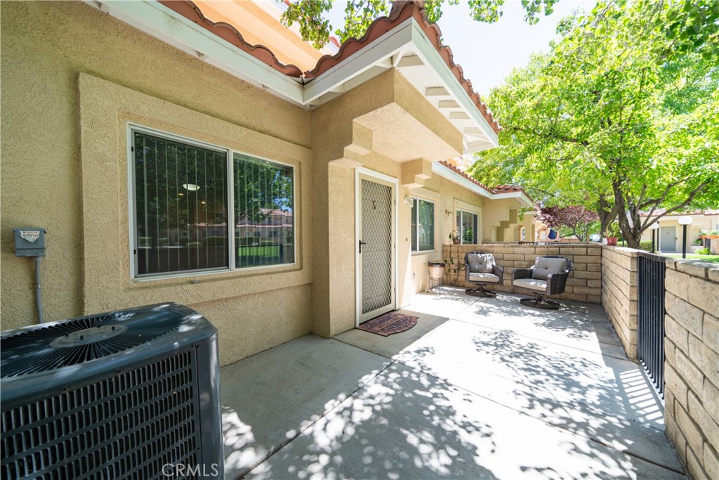 43489 30th Street W 3